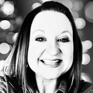 Meet your Posher, Robyn